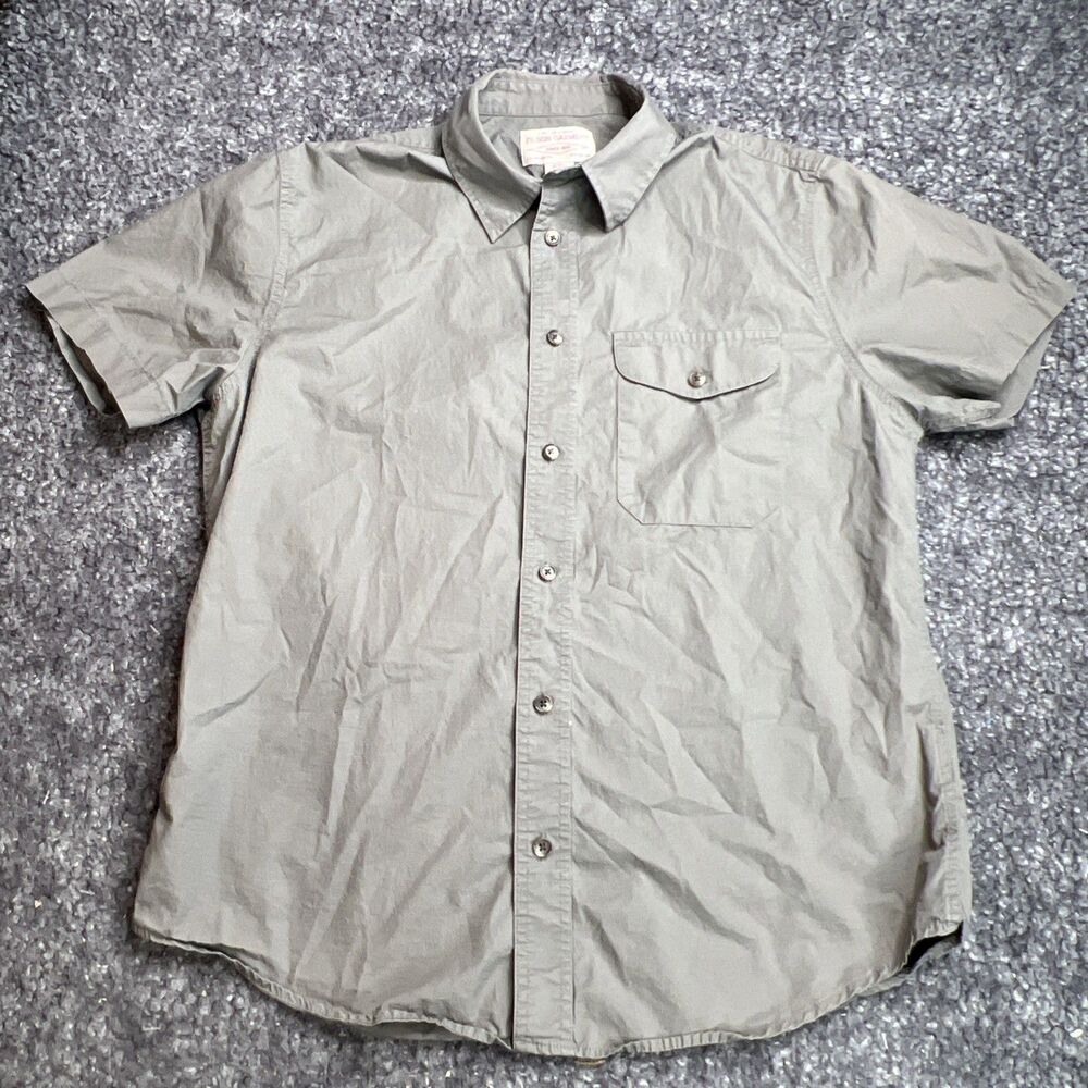 CC Filson Men’s M Gray Short Sleeve Lightweight Utility Button Down Shirt